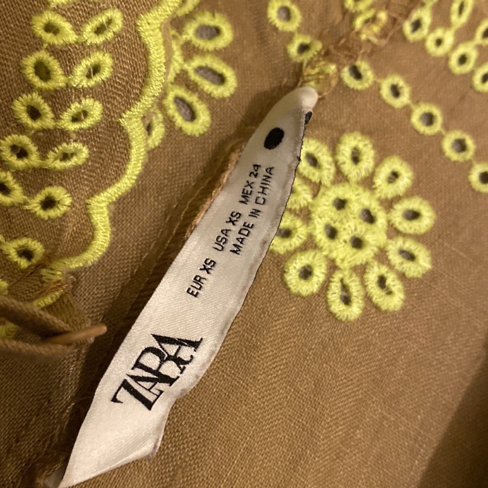 Zara Brown Linen Dress with Yellow Embroidery. Size XS - Picture 6 of 10